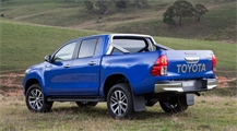 hilux_11.jpg