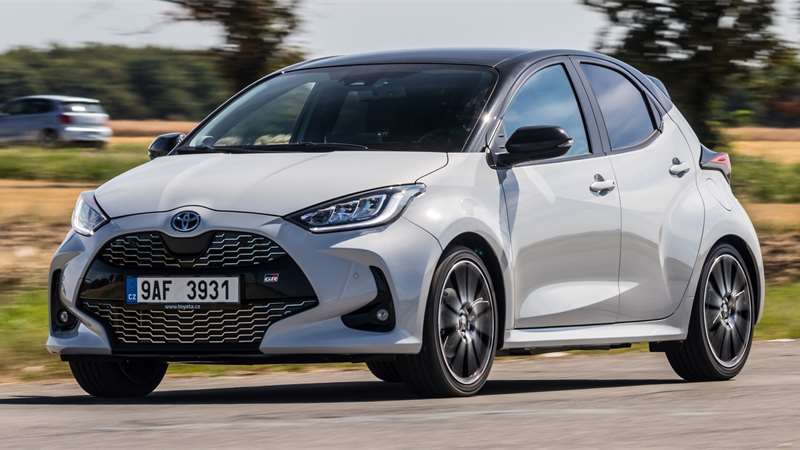 TEST Toyota Yaris 1.5 Hybrid GR Sport: Na papíře oxymoron, na silnici zábavná hříčka