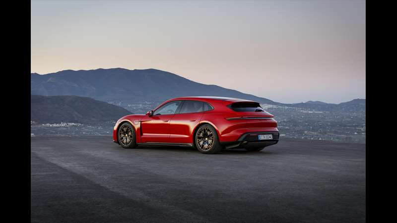 K dealerům se GTS dostane na jaře roku 2022. Zdroj: Porsche