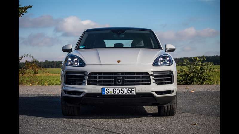 TEST Porsche Cayenne Coupe E-Hybrid Platinum Edition (340 kW) Foto: David Rajdl