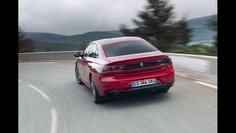 Nový Peugeot 508 přijíždí na český trh